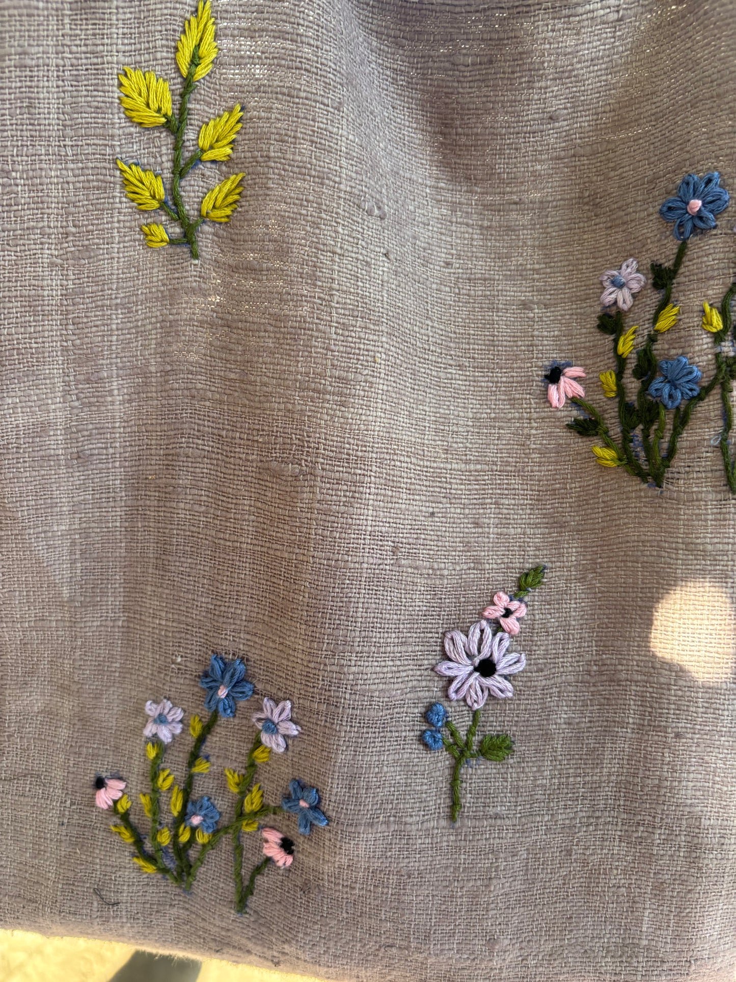 The MKHNO Hand-Embroidered Floral Tote