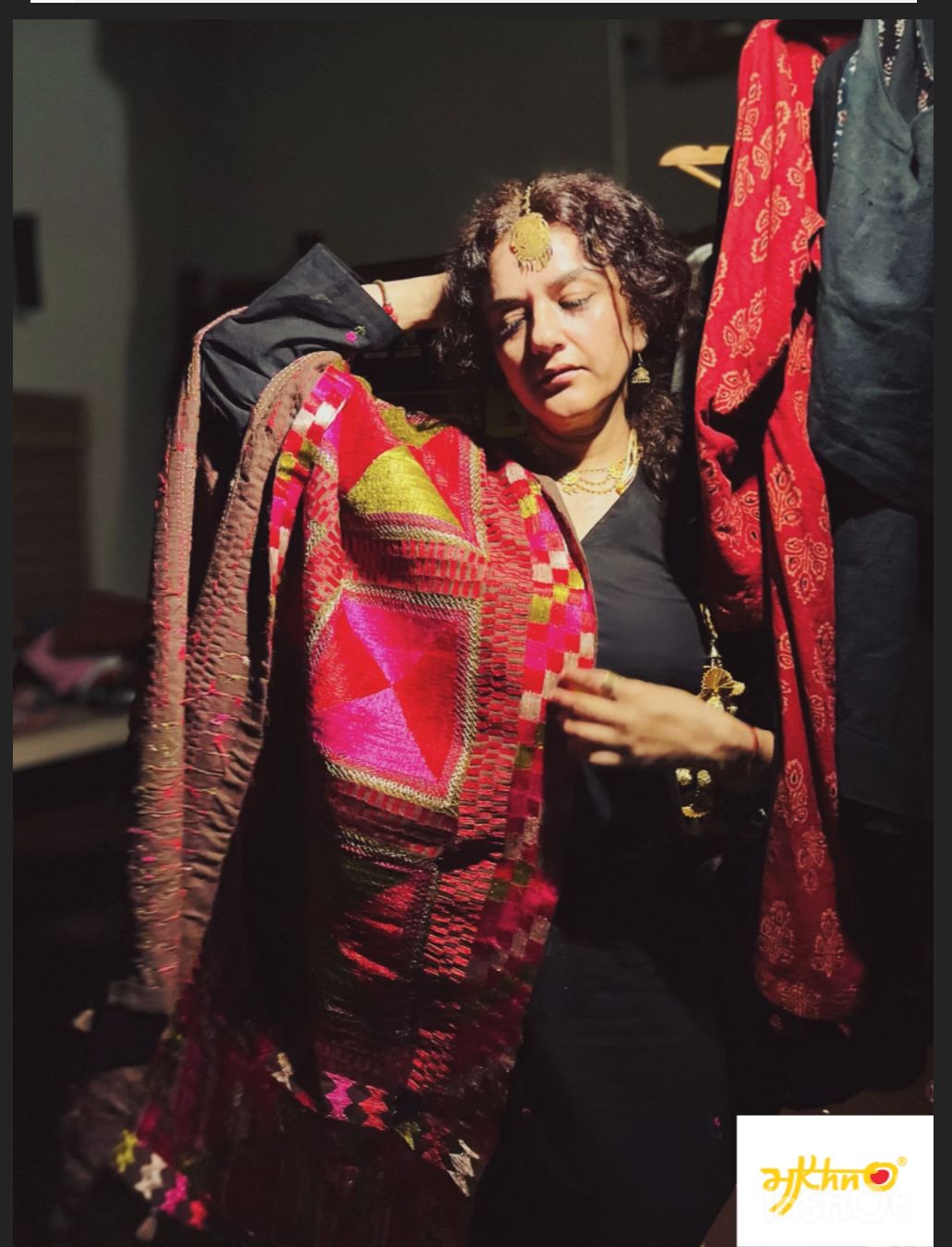 Handcrafted Bagh Phulkari Dupatta – Vibrant Pink & Gold Embroidery | Premium Punjabi Heritage